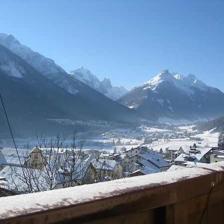 Haus Bergheimat - Familie Oberacher Guest House Fulpmes Exterior foto